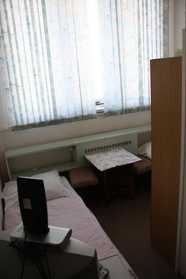 Hotel Kacerov Прага Экстерьер фото